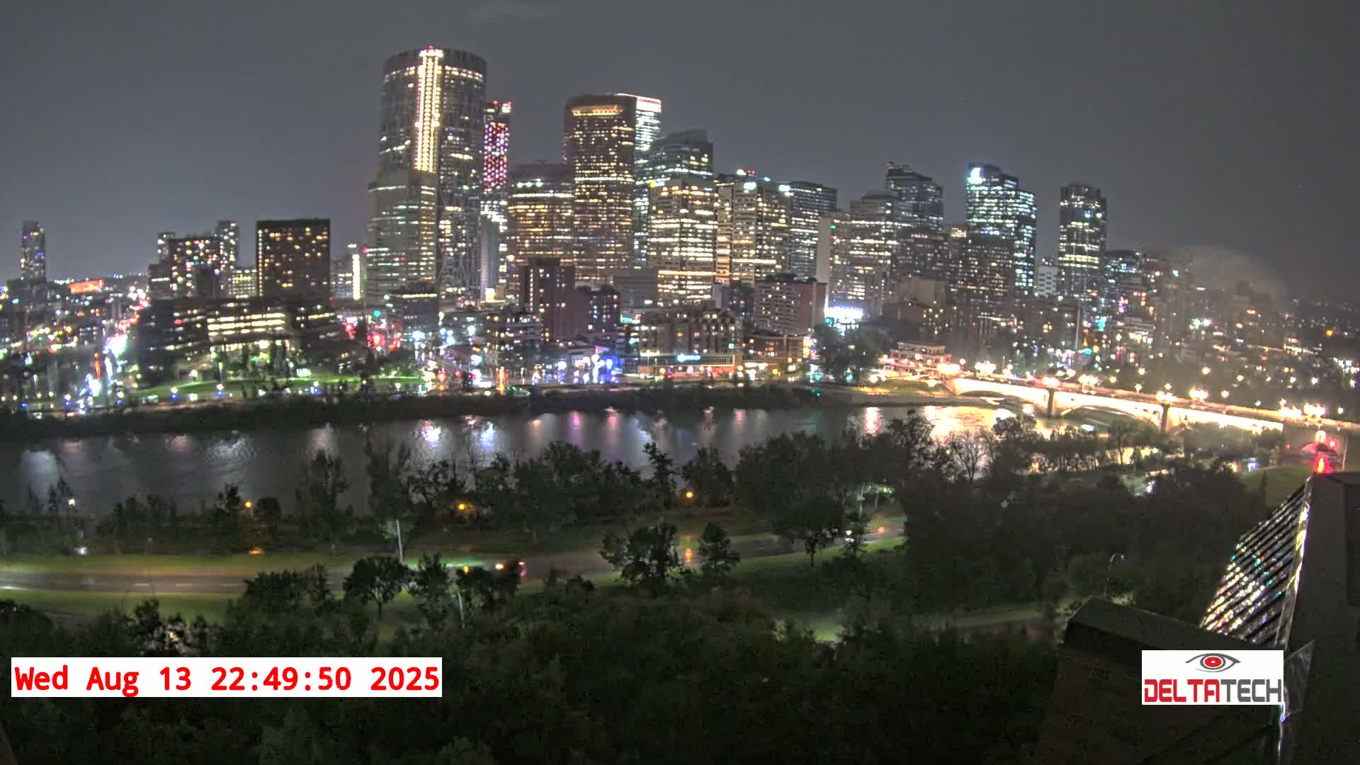 Calgary Skyline  Live Cam - Calgary, Rocky View County and Foothills County, Alberta, Canada