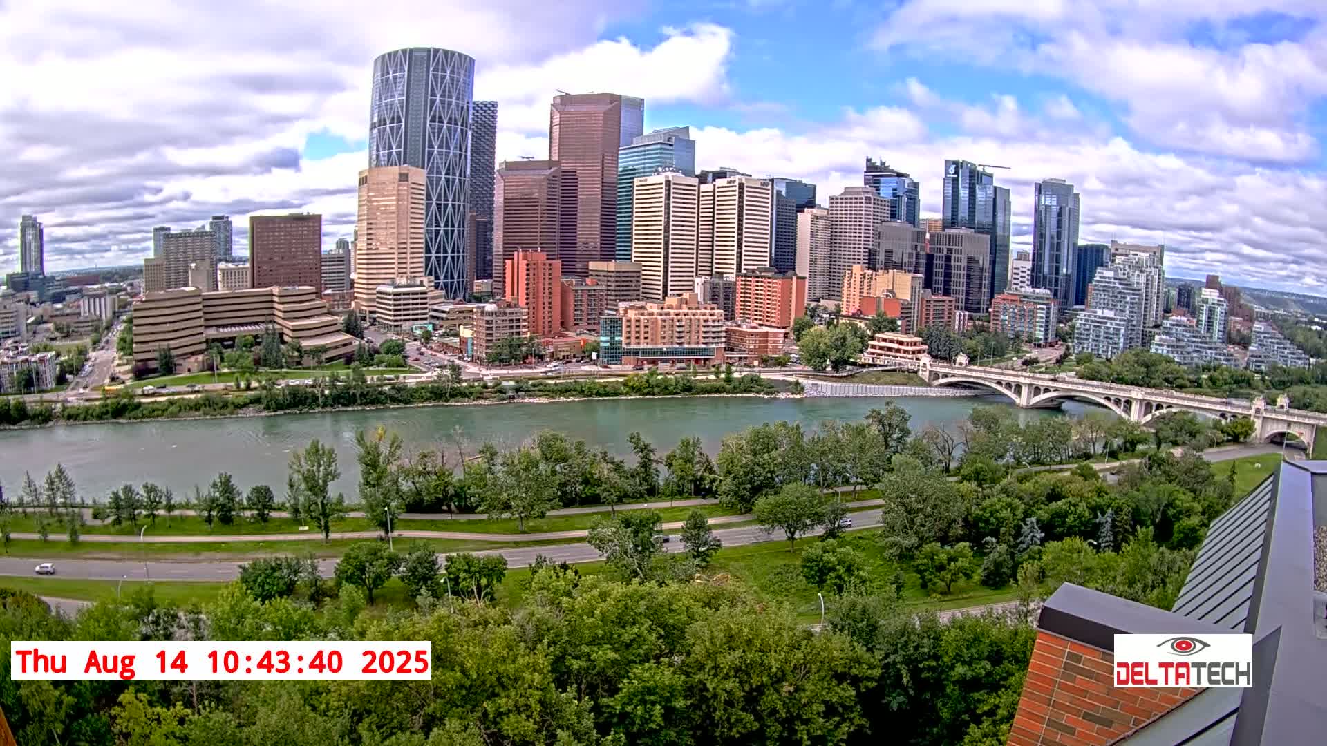 Calgary Skyline  Live Cam - Calgary, Rocky View County and Foothills County, Alberta, Canada