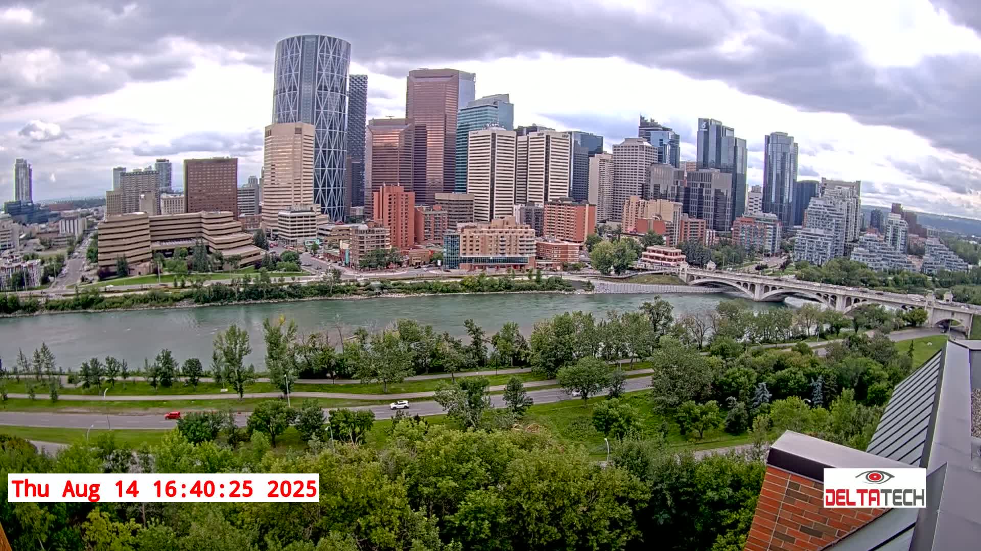 Calgary Skyline  Live Cam - Calgary, Rocky View County and Foothills County, Alberta, Canada