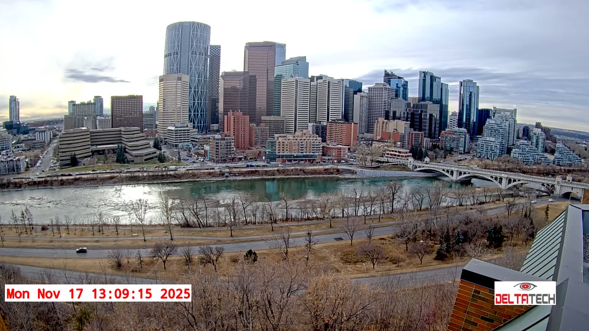 Calgary Skyline  Live Cam - Calgary, Rocky View County and Foothills County, Alberta, Canada