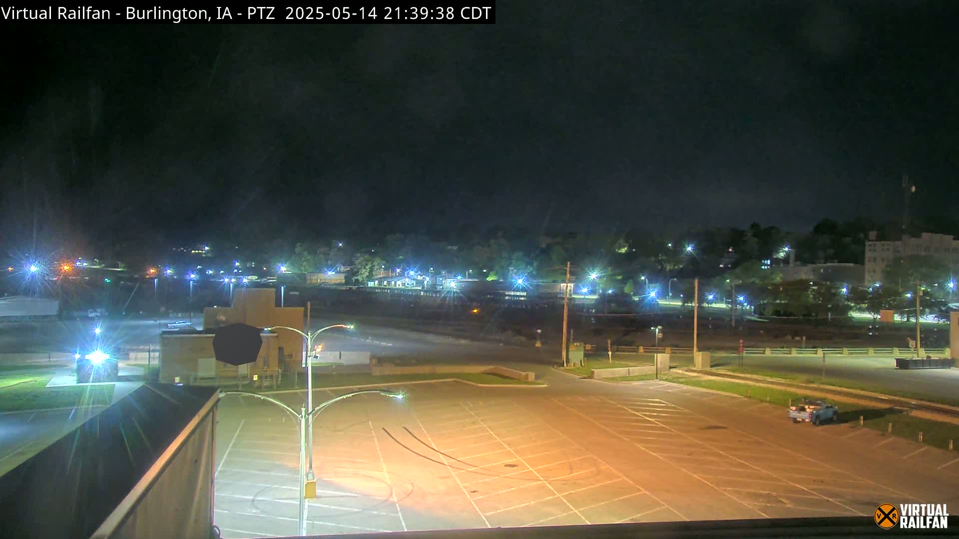 Burlington City & Mississippi River& BNSF Railway Burlington Station Live Cam - Burlington, Des Moines, Iowa, USA