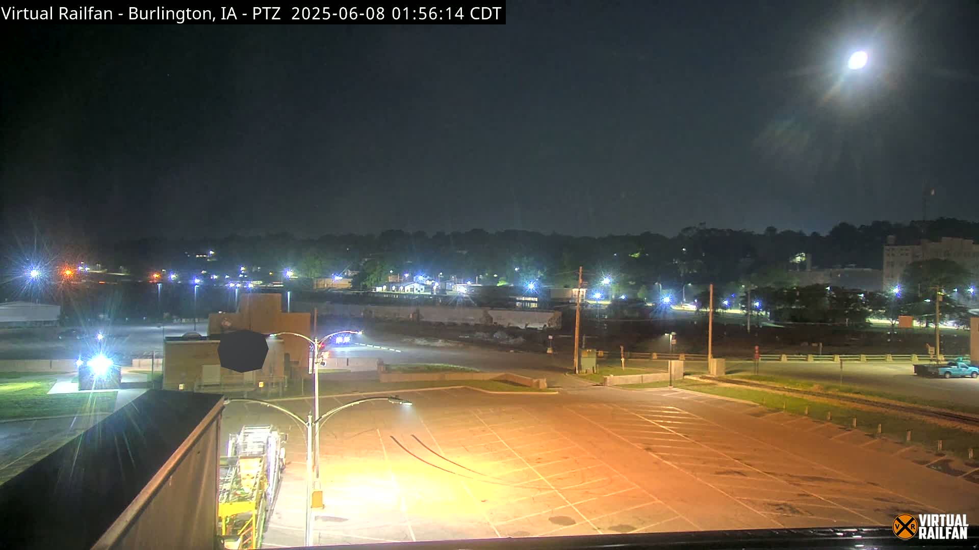 Burlington City & Mississippi River& BNSF Railway Burlington Station Live Cam - Burlington, Des Moines, Iowa, USA