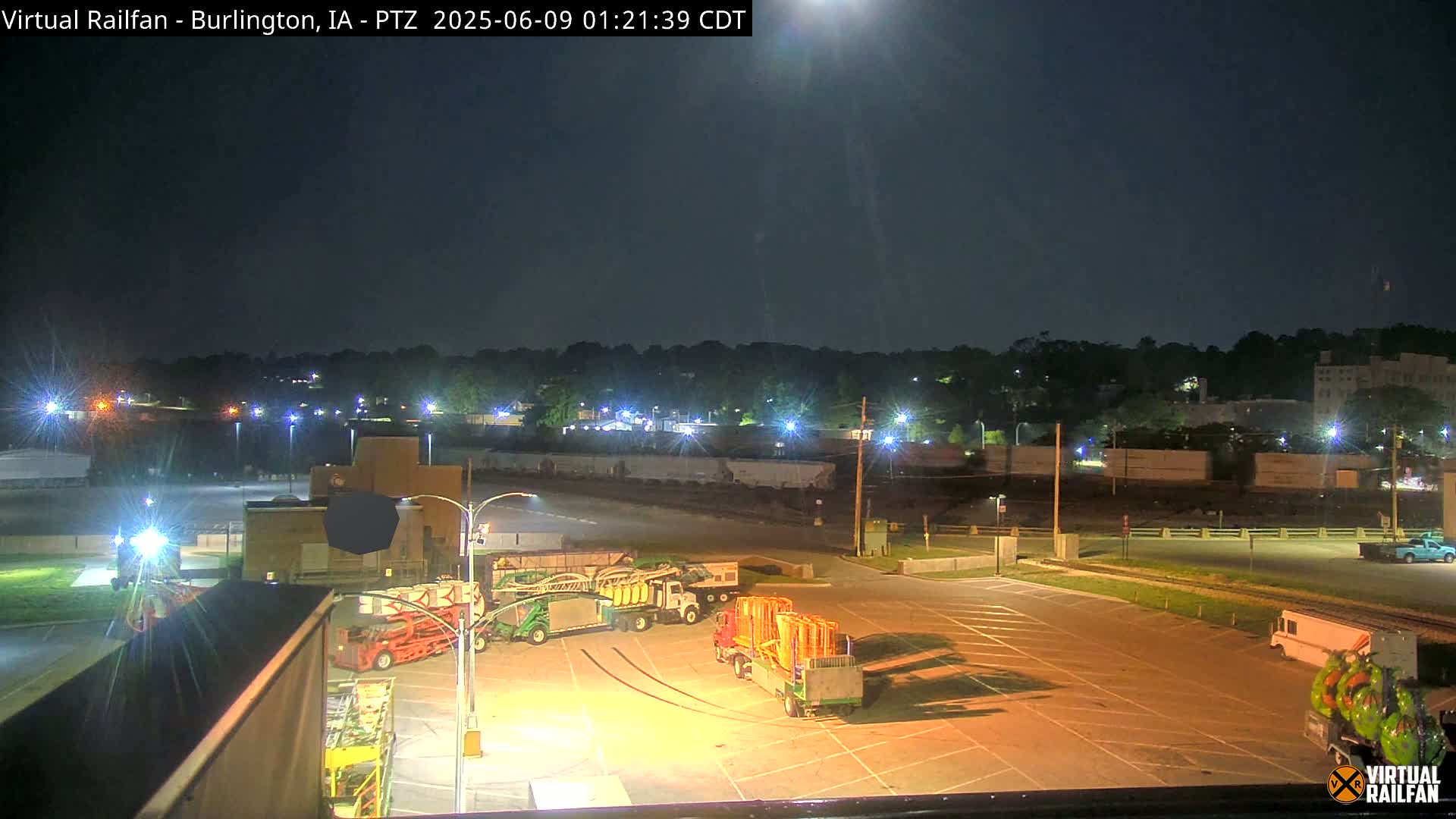 Burlington City & Mississippi River& BNSF Railway Burlington Station Live Cam - Burlington, Des Moines, Iowa, USA