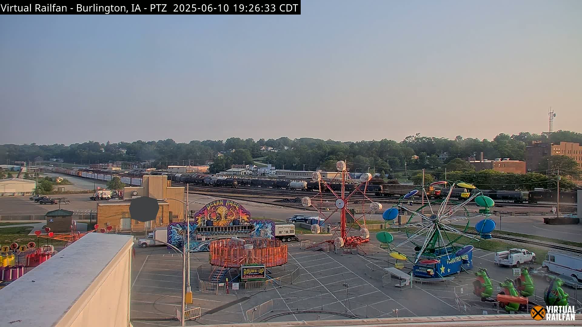 Burlington City & Mississippi River& BNSF Railway Burlington Station Live Cam - Burlington, Des Moines, Iowa, USA