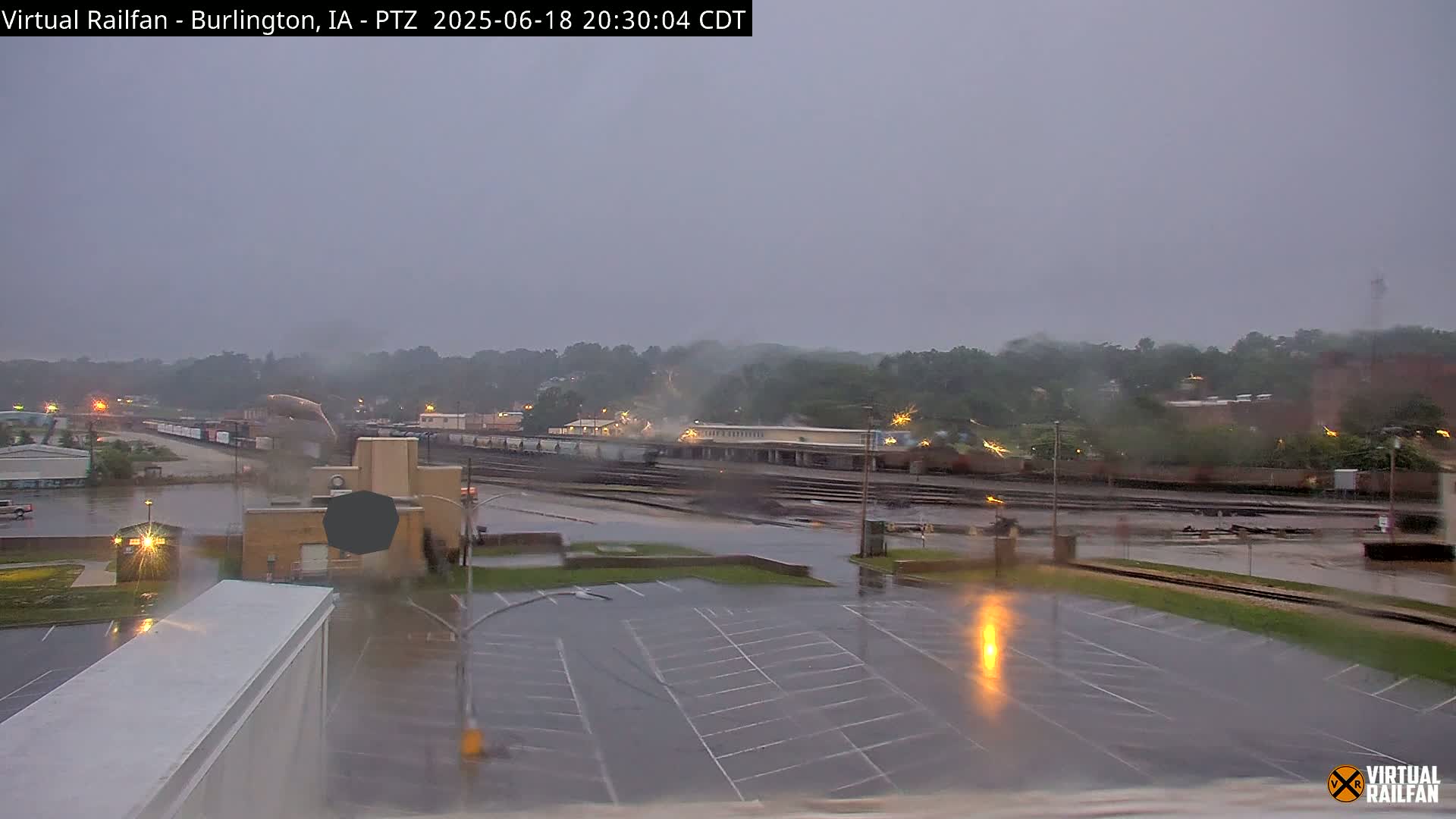 Burlington City & Mississippi River& BNSF Railway Burlington Station Live Cam - Burlington, Des Moines, Iowa, USA