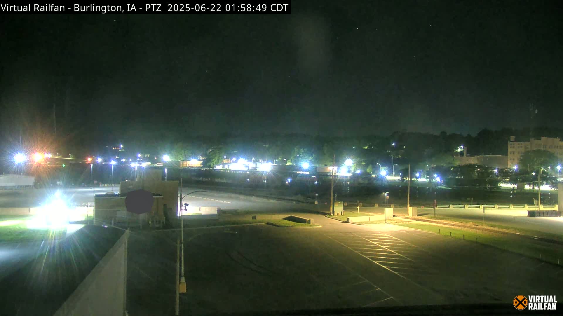 Burlington City & Mississippi River& BNSF Railway Burlington Station Live Cam - Burlington, Des Moines, Iowa, USA