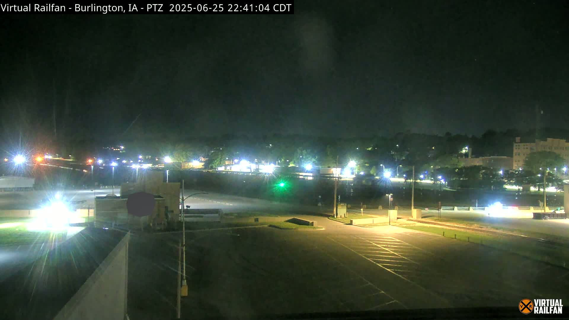 Burlington City & Mississippi River& BNSF Railway Burlington Station Live Cam - Burlington, Des Moines, Iowa, USA