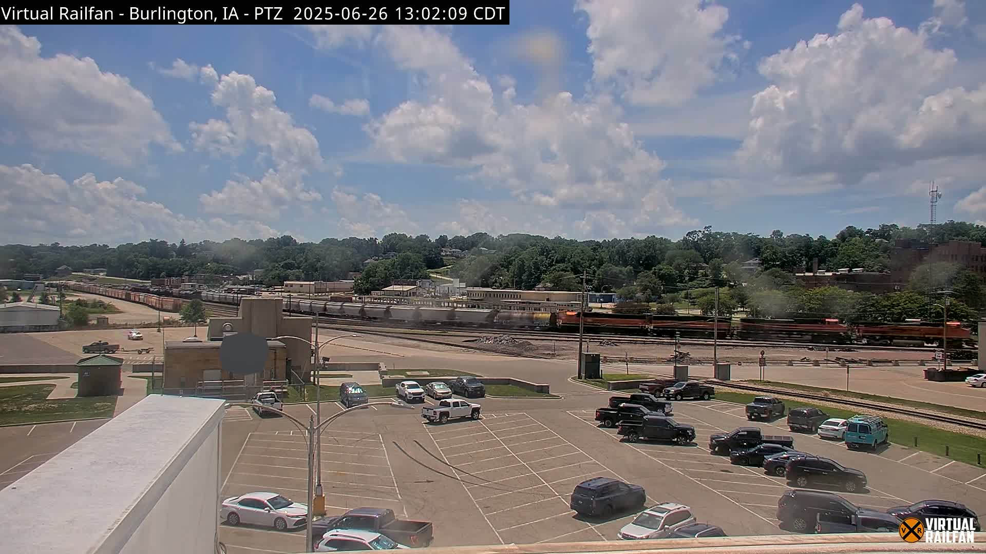 Burlington City & Mississippi River& BNSF Railway Burlington Station Live Cam - Burlington, Des Moines, Iowa, USA