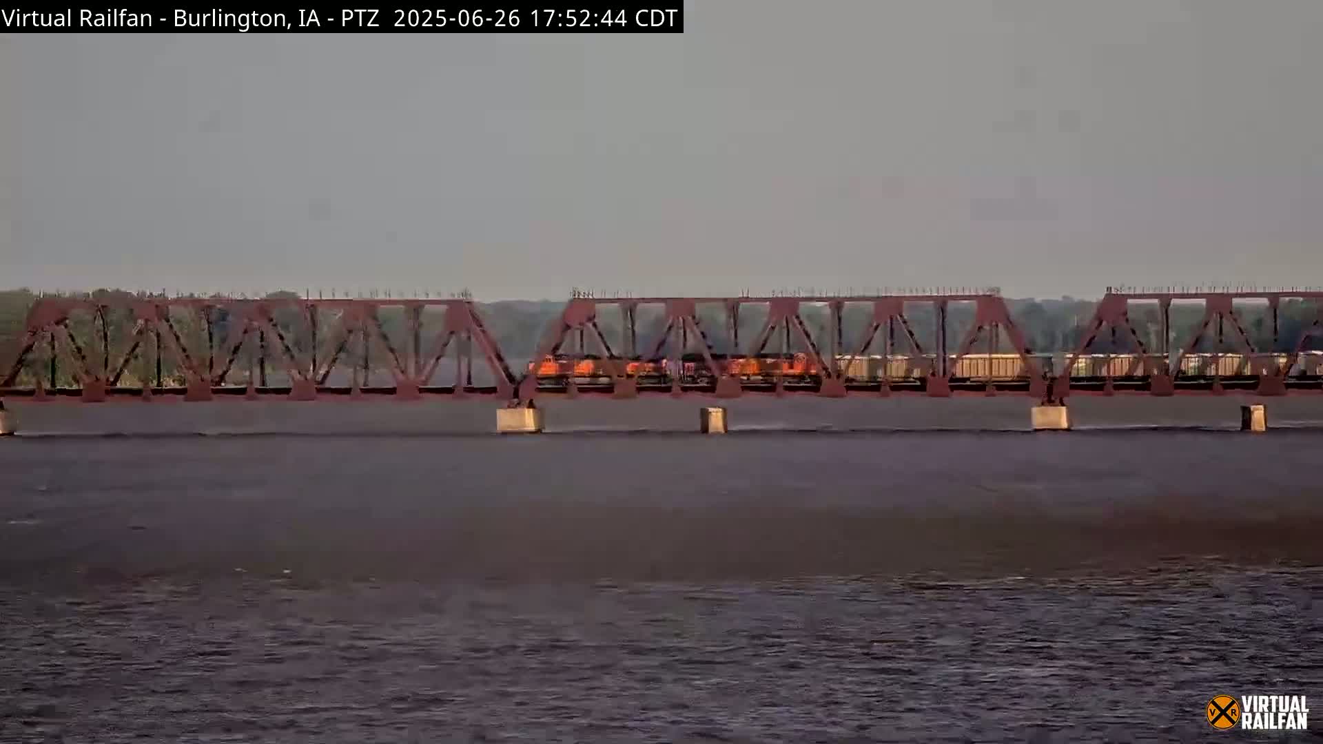 Burlington City & Mississippi River& BNSF Railway Burlington Station Live Cam - Burlington, Des Moines, Iowa, USA