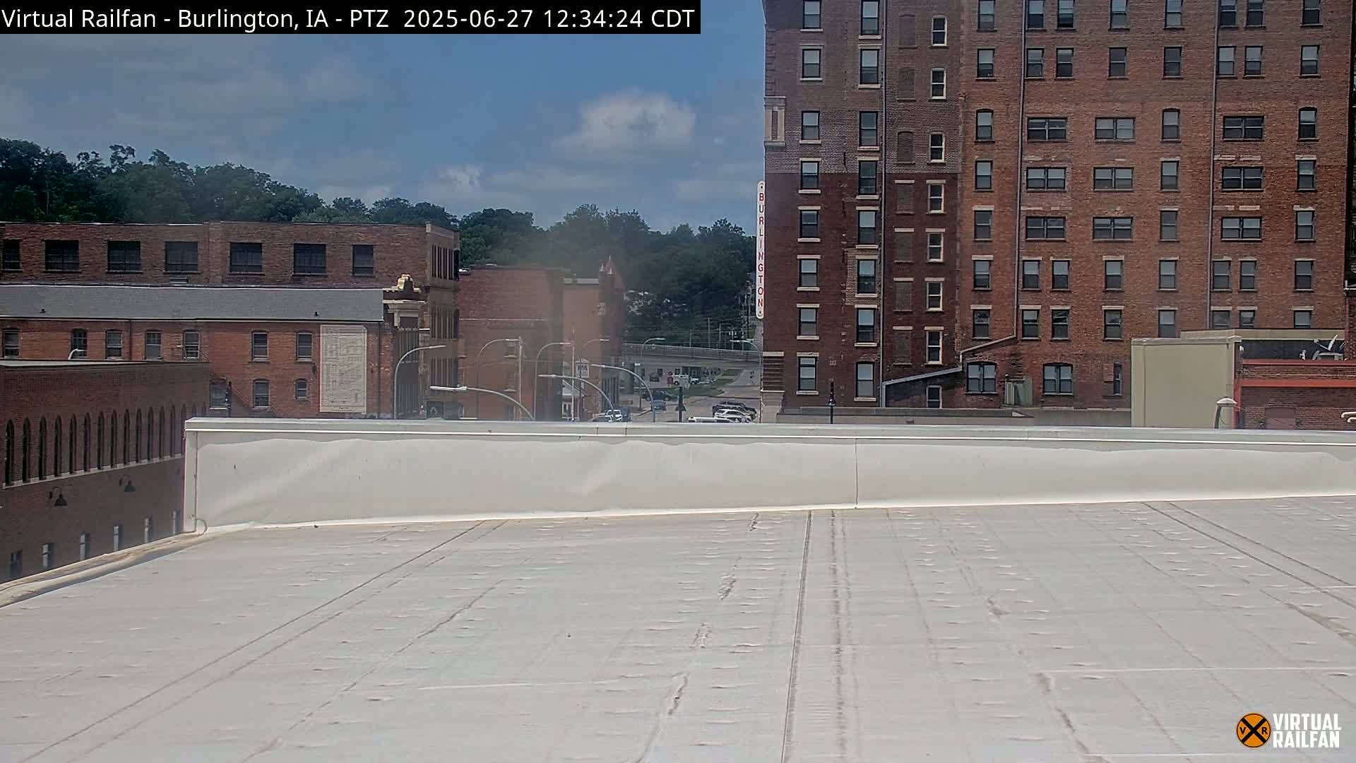 Burlington City & Mississippi River& BNSF Railway Burlington Station Live Cam - Burlington, Des Moines, Iowa, USA