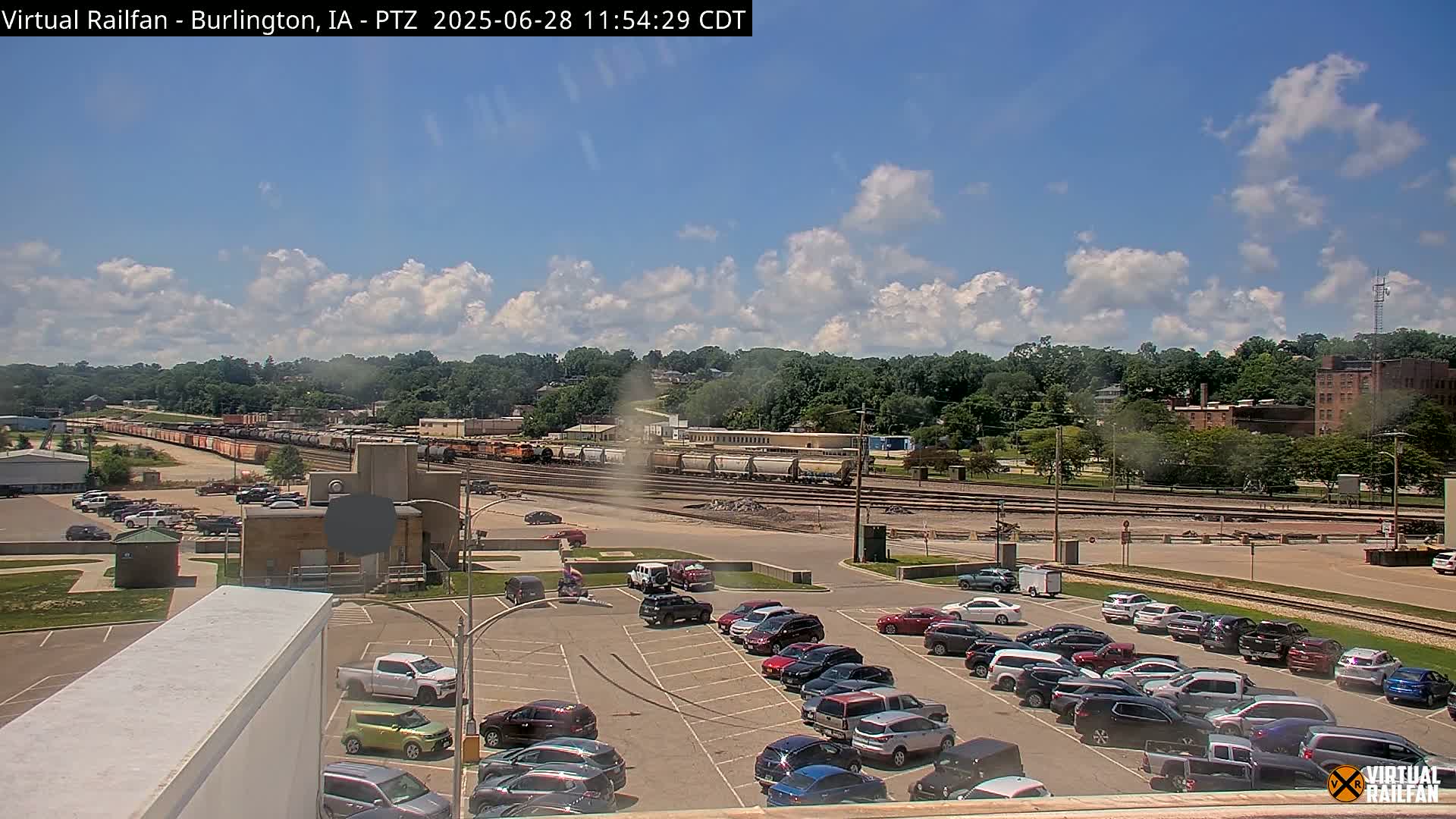 Burlington City & Mississippi River& BNSF Railway Burlington Station Live Cam - Burlington, Des Moines, Iowa, USA