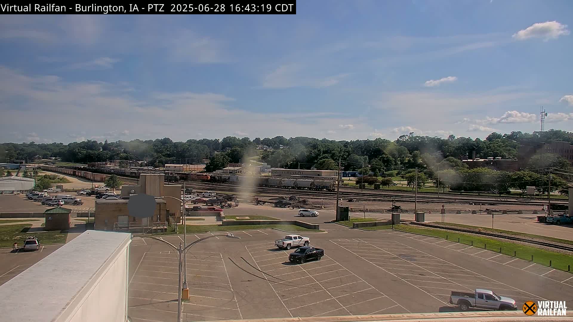 Burlington City & Mississippi River& BNSF Railway Burlington Station Live Cam - Burlington, Des Moines, Iowa, USA