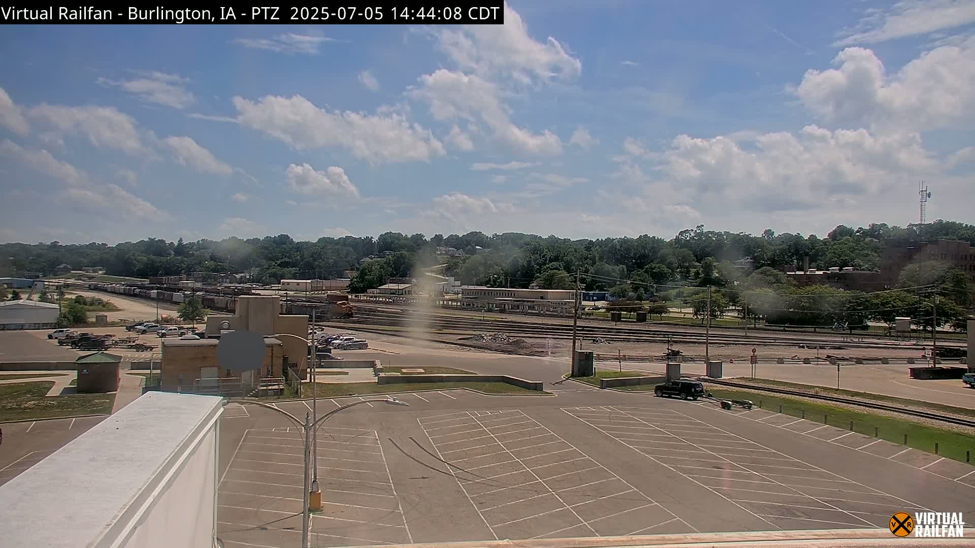 Burlington City & Mississippi River& BNSF Railway Burlington Station Live Cam - Burlington, Des Moines, Iowa, USA