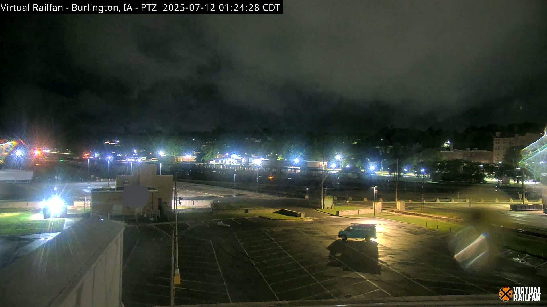 Burlington City & Mississippi River& BNSF Railway Burlington Station Live Cam - Burlington, Des Moines, Iowa, USA