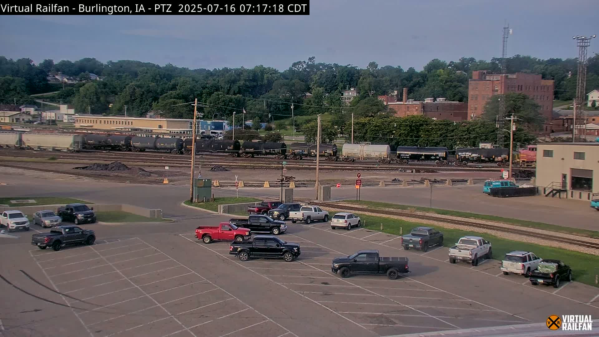 Burlington City & Mississippi River& BNSF Railway Burlington Station Live Cam - Burlington, Des Moines, Iowa, USA