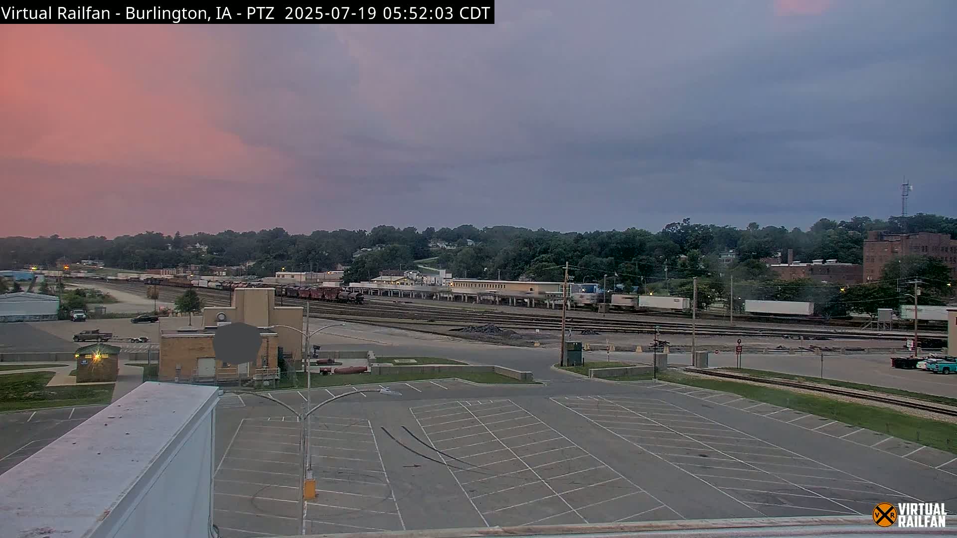 Burlington City & Mississippi River& BNSF Railway Burlington Station Live Cam - Burlington, Des Moines, Iowa, USA