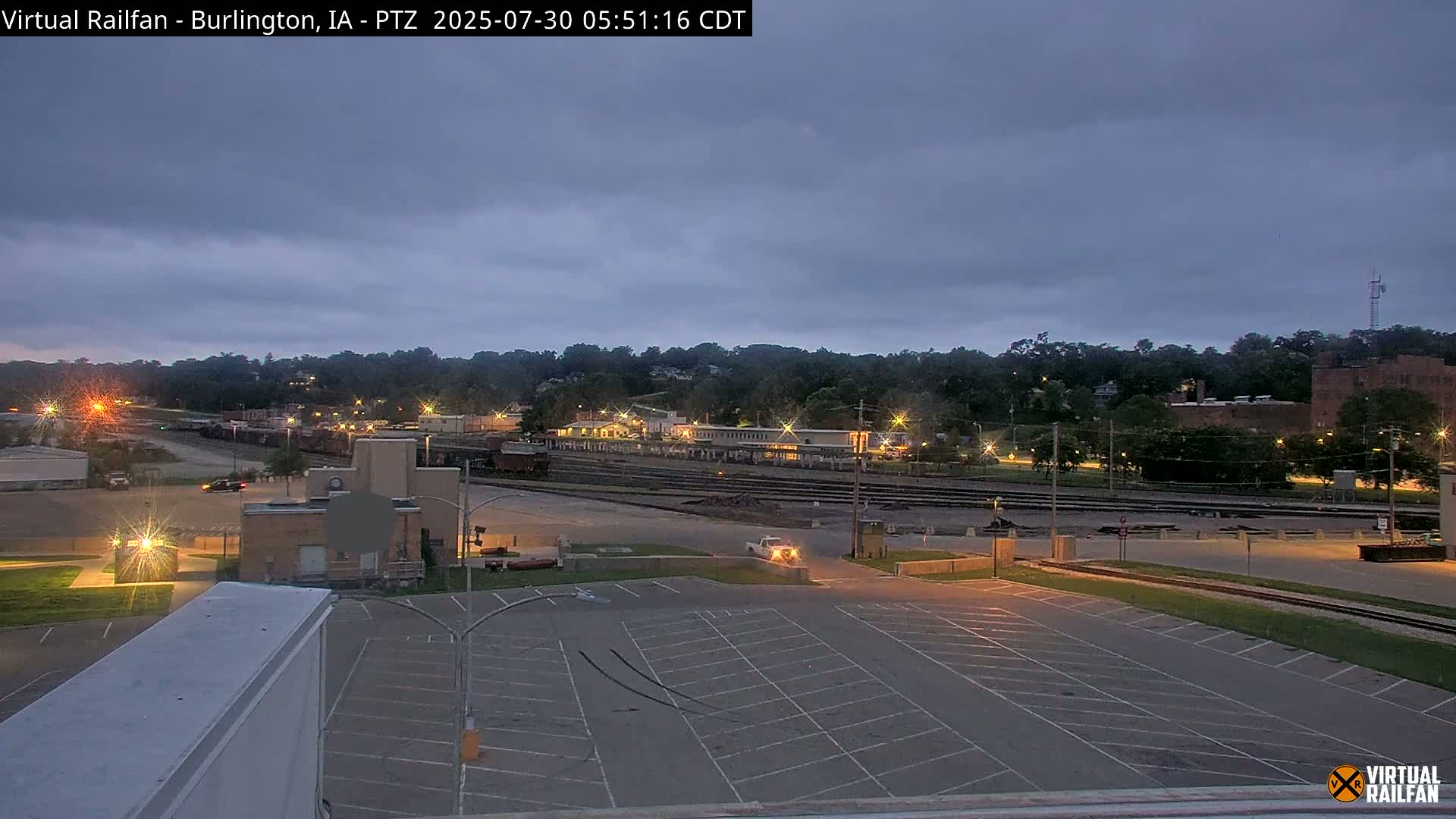 Burlington City & Mississippi River& BNSF Railway Burlington Station Live Cam - Burlington, Des Moines, Iowa, USA