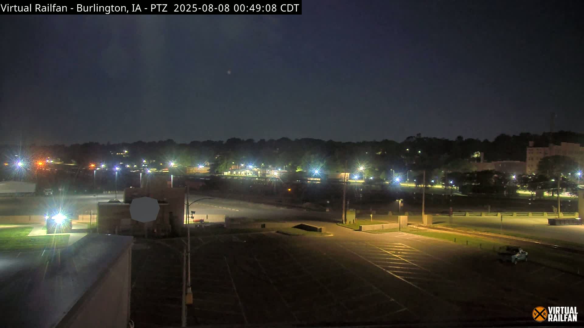 Burlington City & Mississippi River& BNSF Railway Burlington Station Live Cam - Burlington, Des Moines, Iowa, USA