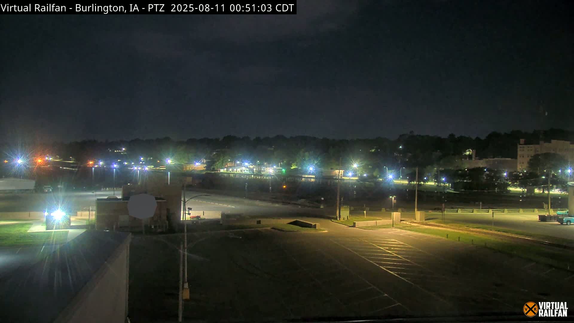 Burlington City & Mississippi River& BNSF Railway Burlington Station Live Cam - Burlington, Des Moines, Iowa, USA