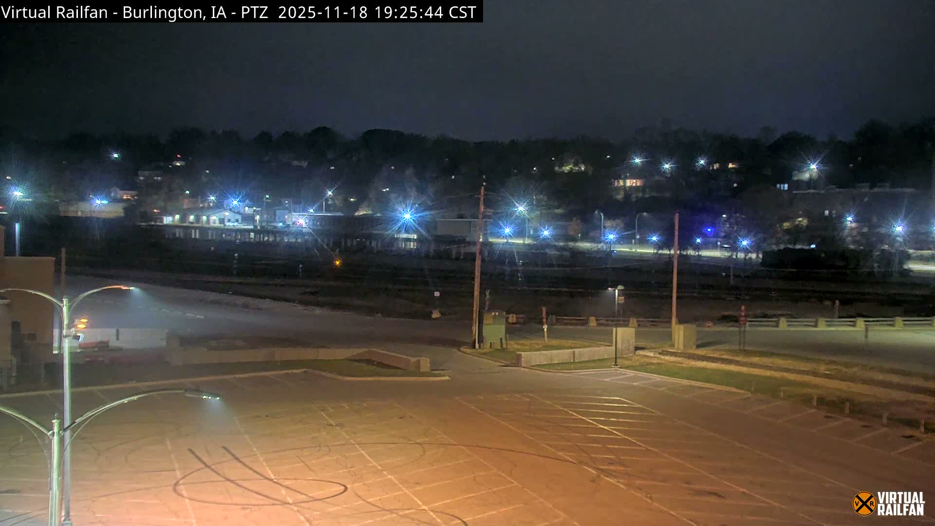 Burlington City & Mississippi River& BNSF Railway Burlington Station Live Cam - Burlington, Des Moines, Iowa, USA