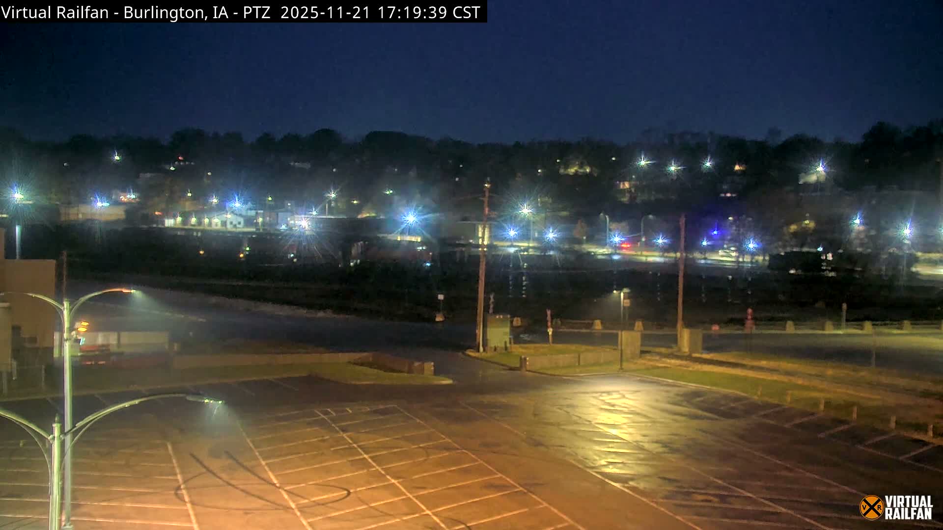 Burlington City & Mississippi River& BNSF Railway Burlington Station Live Cam - Burlington, Des Moines, Iowa, USA