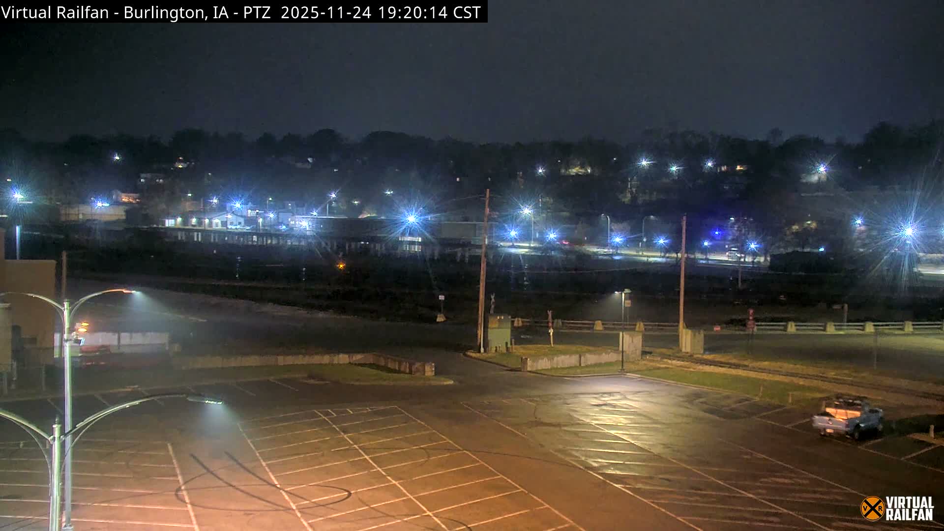 Burlington City & Mississippi River& BNSF Railway Burlington Station Live Cam - Burlington, Des Moines, Iowa, USA