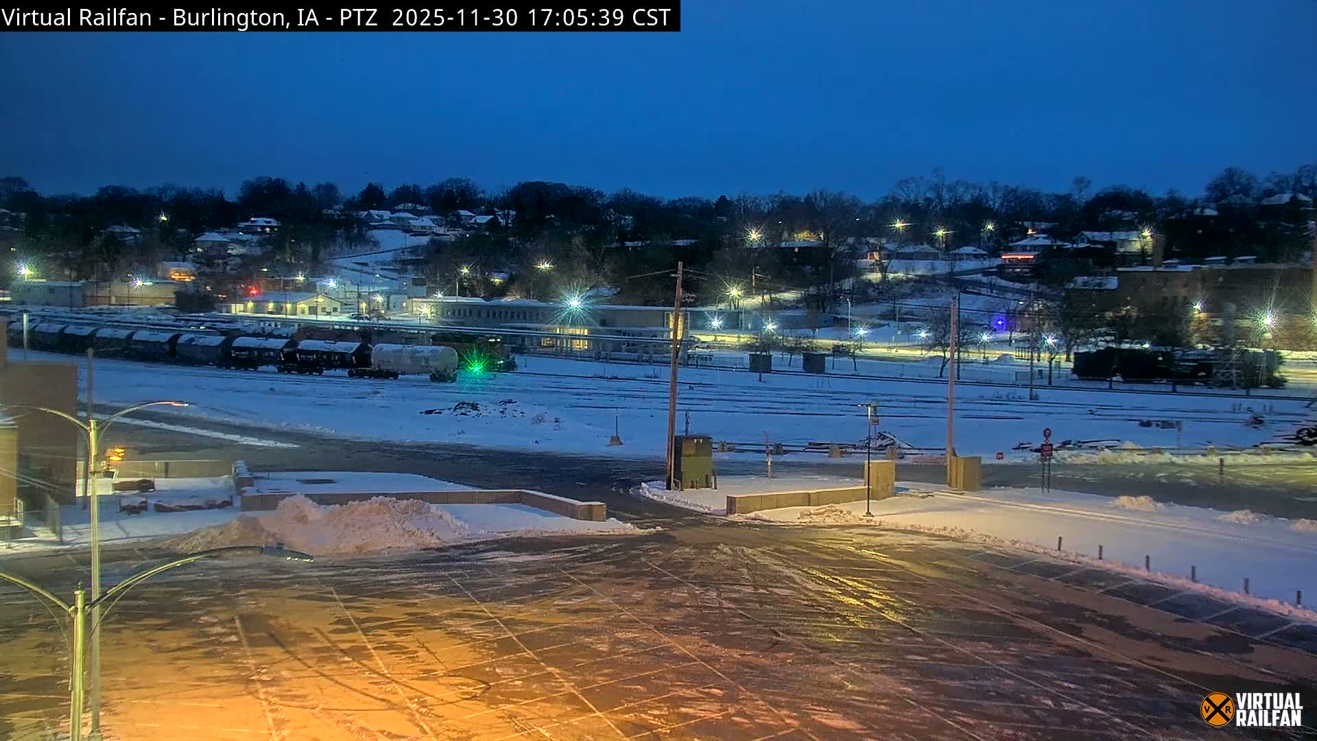 Burlington City & Mississippi River& BNSF Railway Burlington Station Live Cam - Burlington, Des Moines, Iowa, USA