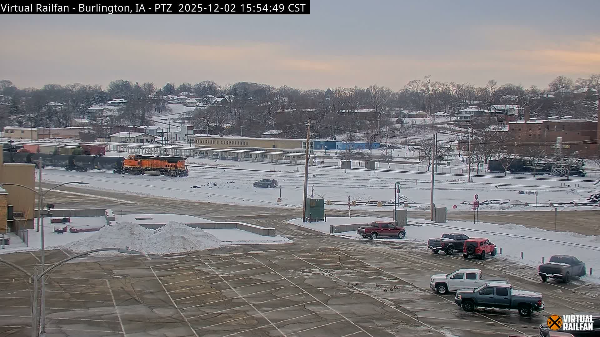Burlington City & Mississippi River& BNSF Railway Burlington Station Live Cam - Burlington, Des Moines, Iowa, USA