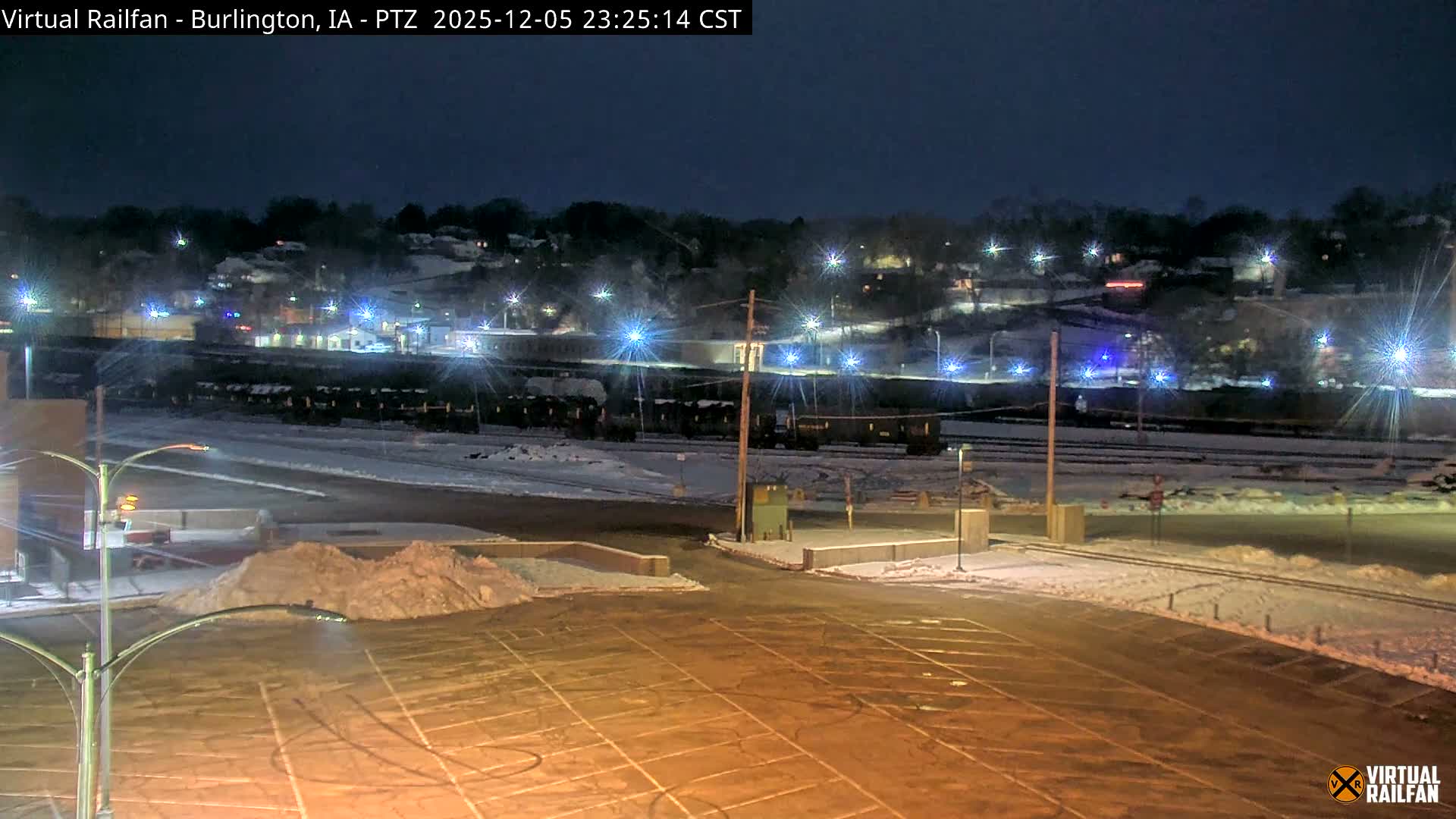 Burlington City & Mississippi River& BNSF Railway Burlington Station Live Cam - Burlington, Des Moines, Iowa, USA