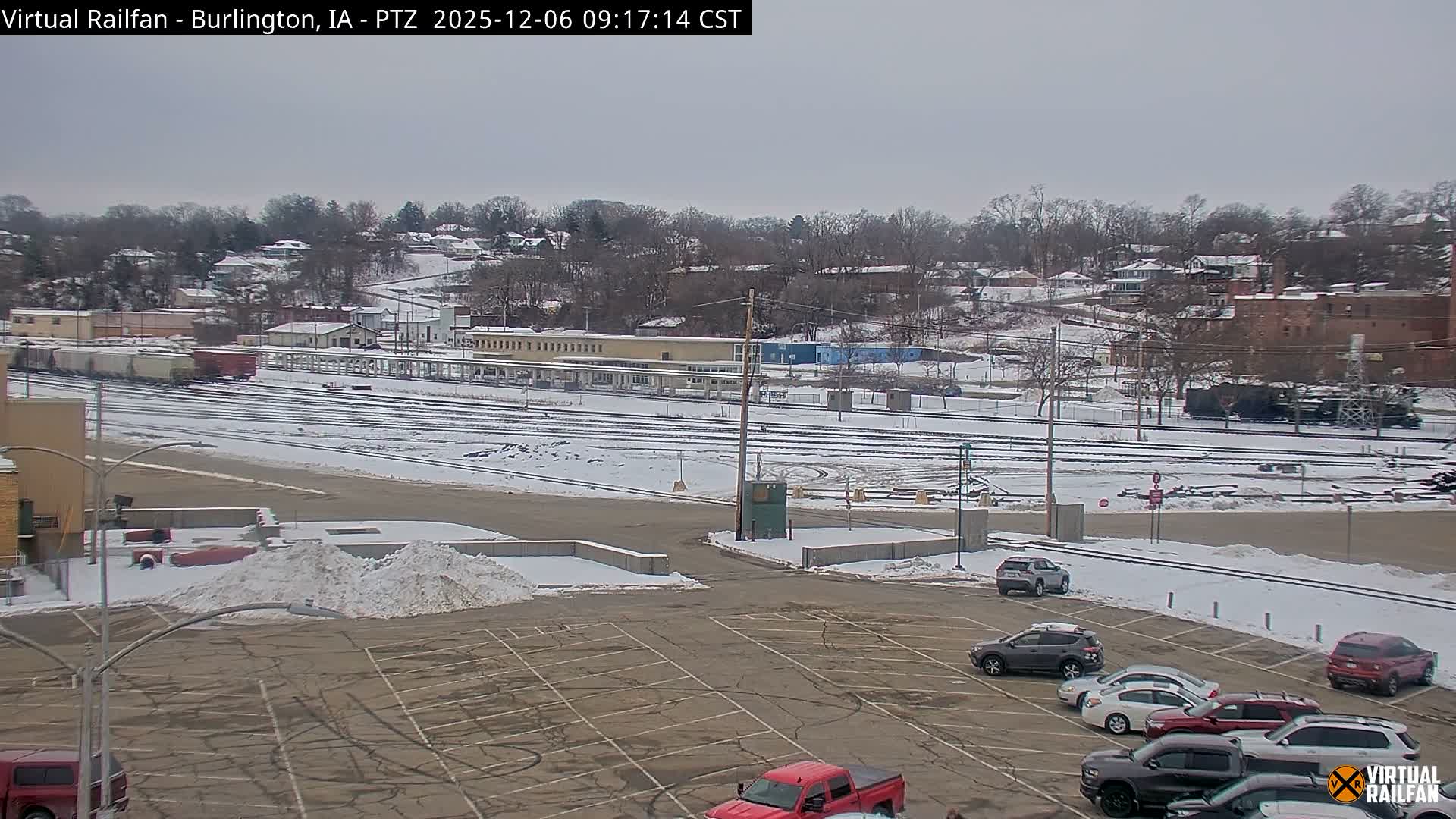 Burlington City & Mississippi River& BNSF Railway Burlington Station Live Cam - Burlington, Des Moines, Iowa, USA