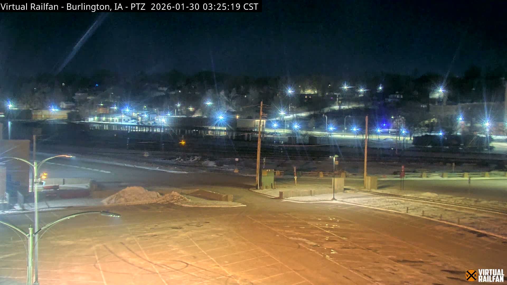 Burlington City & Mississippi River& BNSF Railway Burlington Station Live Cam - Burlington, Des Moines, Iowa, USA