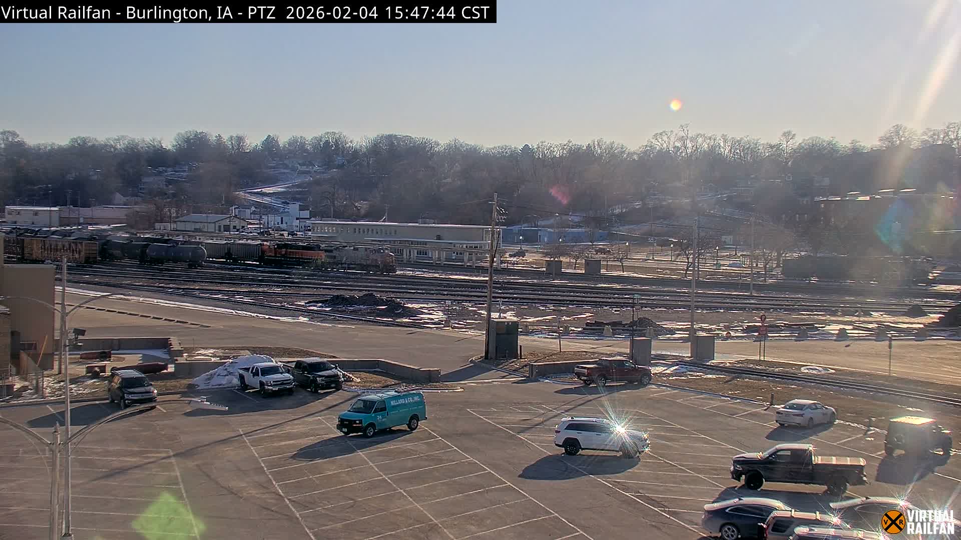Burlington City & Mississippi River& BNSF Railway Burlington Station Live Cam - Burlington, Des Moines, Iowa, USA