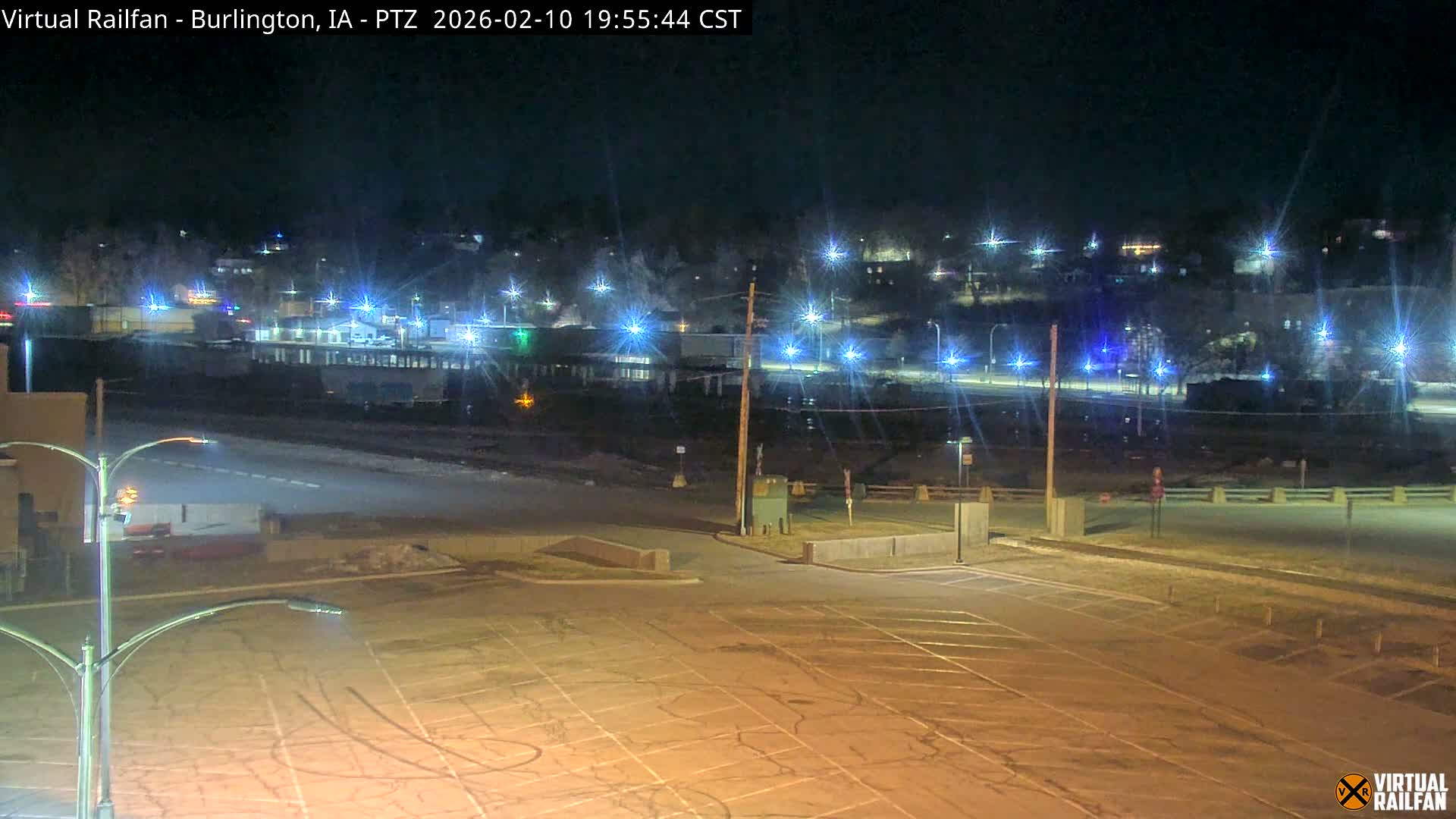 Burlington City & Mississippi River& BNSF Railway Burlington Station Live Cam - Burlington, Des Moines, Iowa, USA