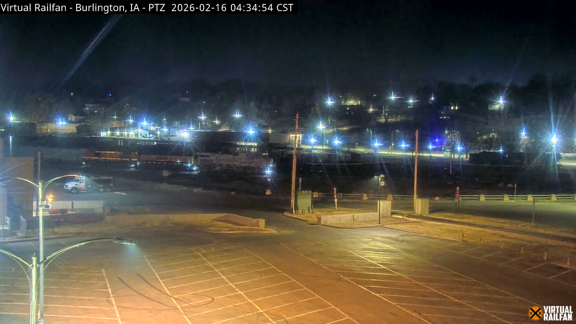 Burlington City & Mississippi River& BNSF Railway Burlington Station Live Cam - Burlington, Des Moines, Iowa, USA