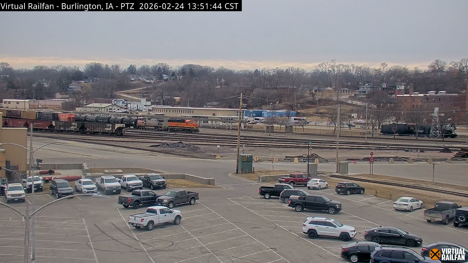 Burlington City & Mississippi River& BNSF Railway Burlington Station Live Cam - Burlington, Des Moines, Iowa, USA