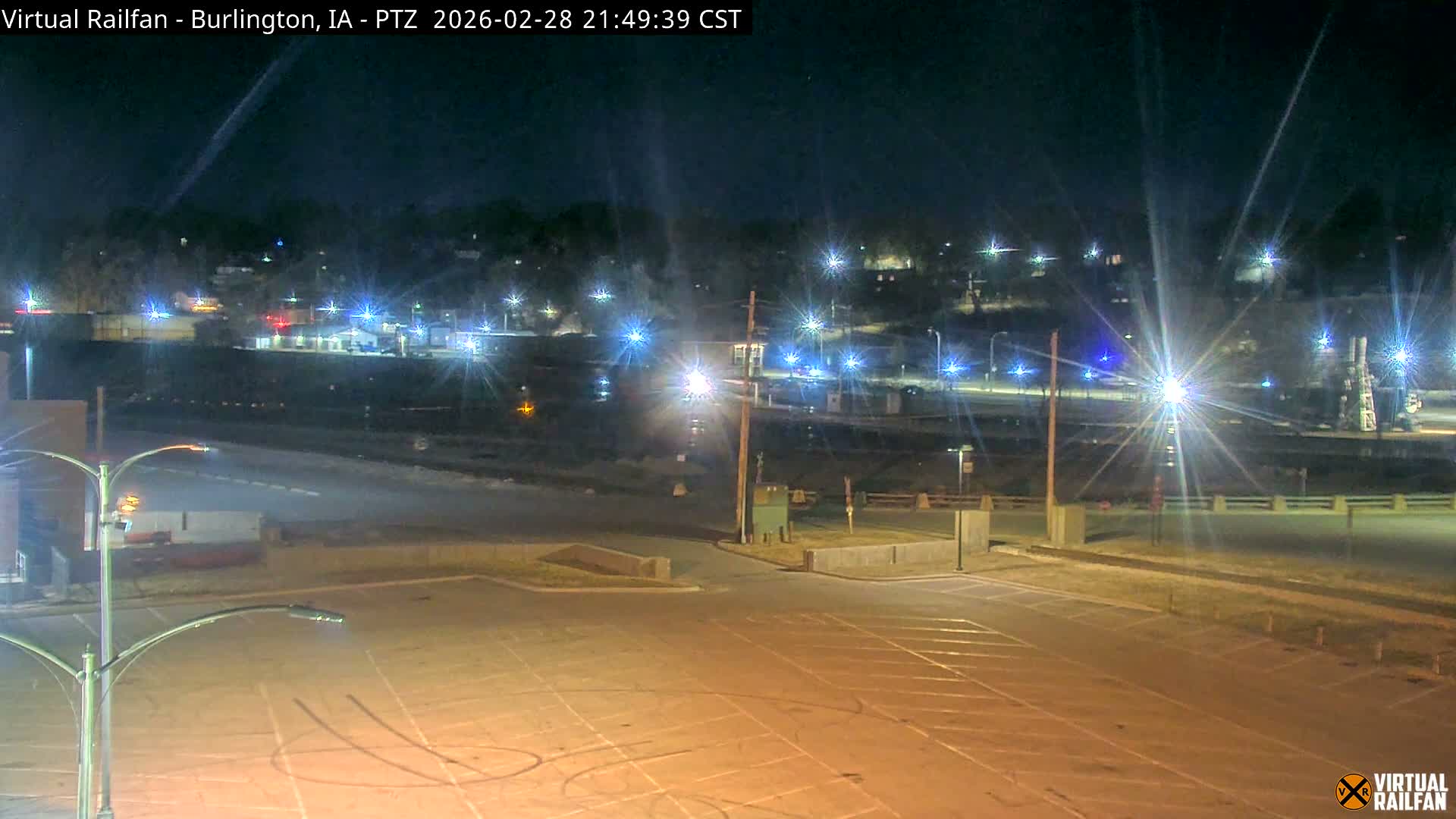 Burlington City & Mississippi River& BNSF Railway Burlington Station Live Cam - Burlington, Des Moines, Iowa, USA
