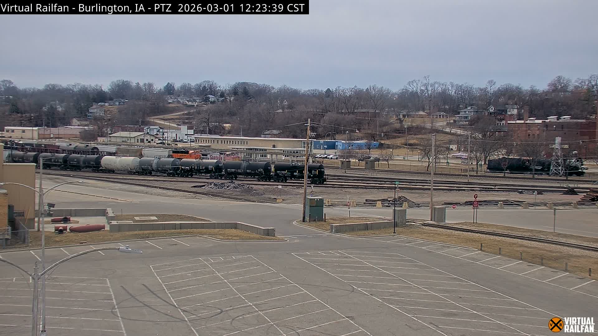 Burlington City & Mississippi River& BNSF Railway Burlington Station Live Cam - Burlington, Des Moines, Iowa, USA
