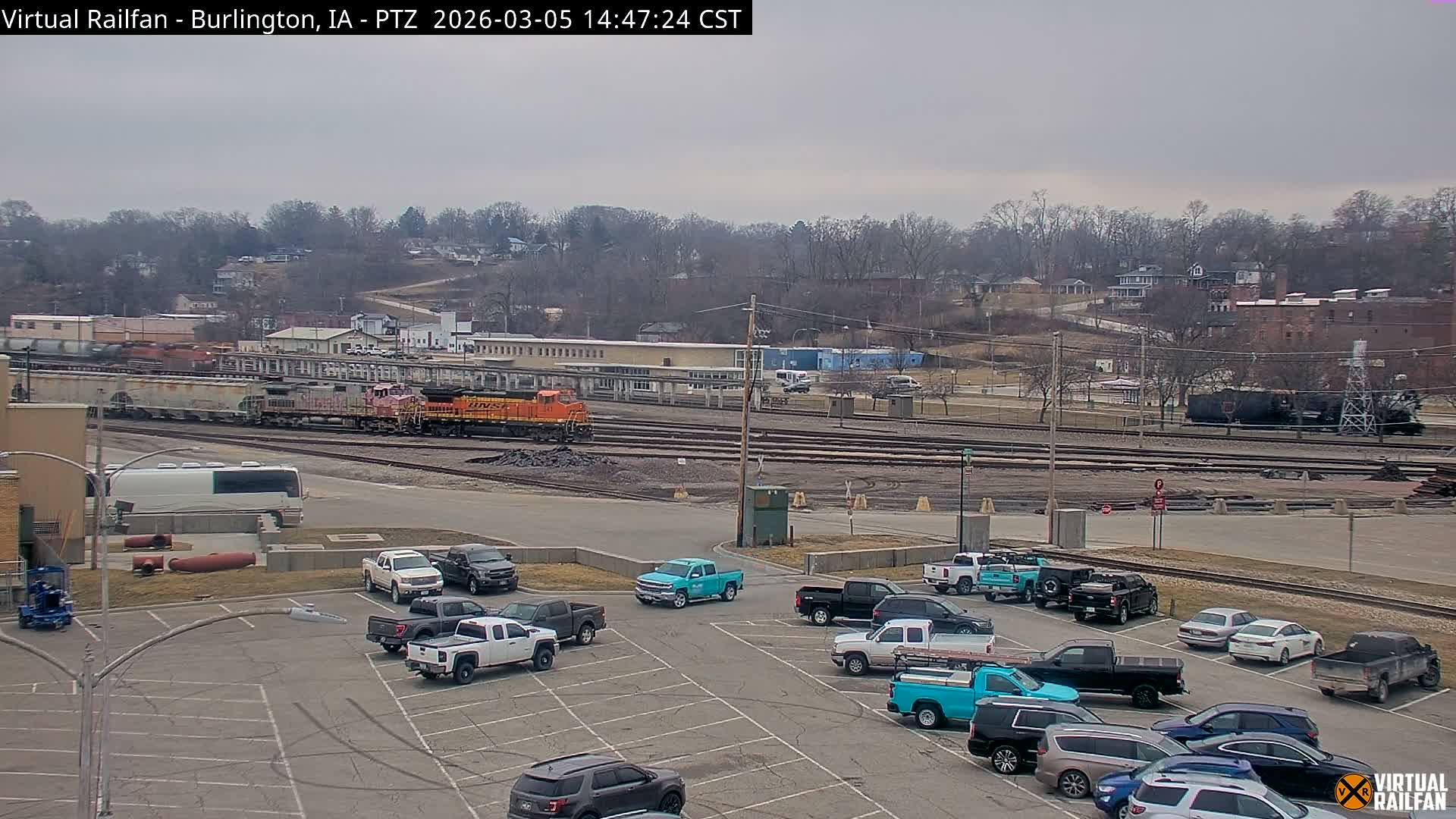 Burlington City & Mississippi River& BNSF Railway Burlington Station Live Cam - Burlington, Des Moines, Iowa, USA