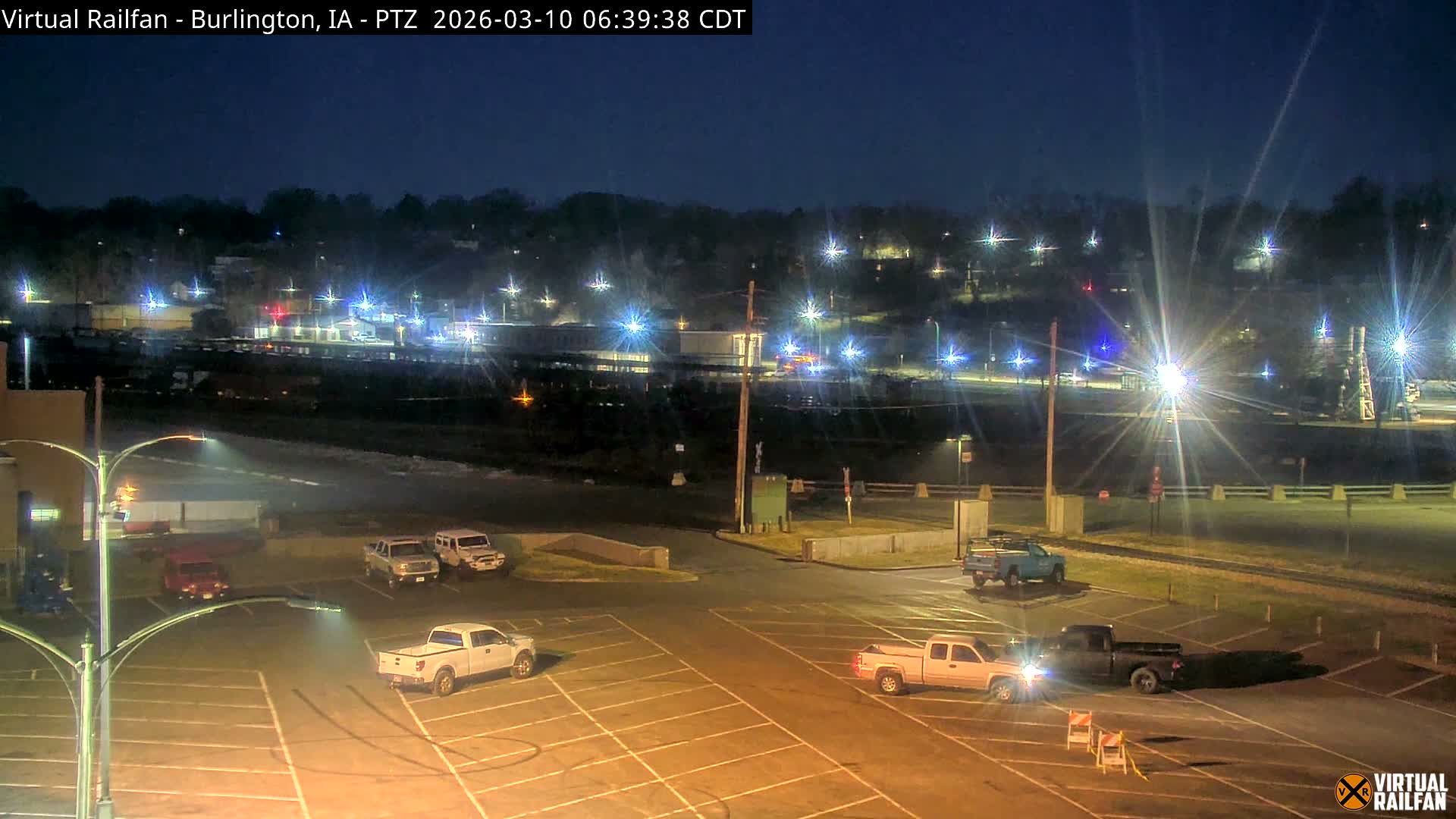 Burlington City & Mississippi River& BNSF Railway Burlington Station Live Cam - Burlington, Des Moines, Iowa, USA