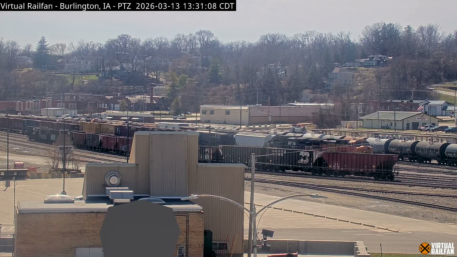 Burlington City & Mississippi River& BNSF Railway Burlington Station Live Cam - Burlington, Des Moines, Iowa, USA