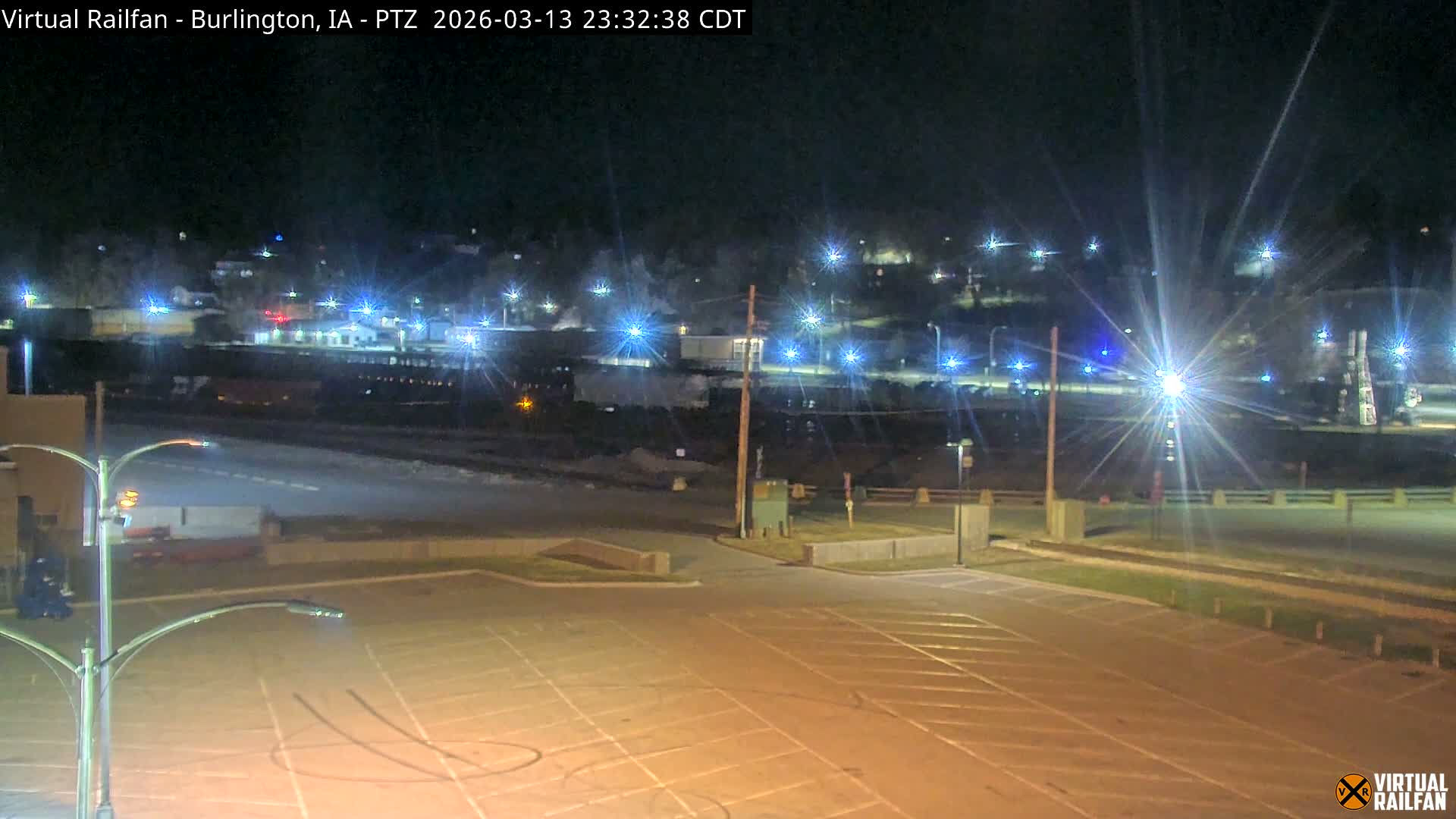 Burlington City & Mississippi River& BNSF Railway Burlington Station Live Cam - Burlington, Des Moines, Iowa, USA