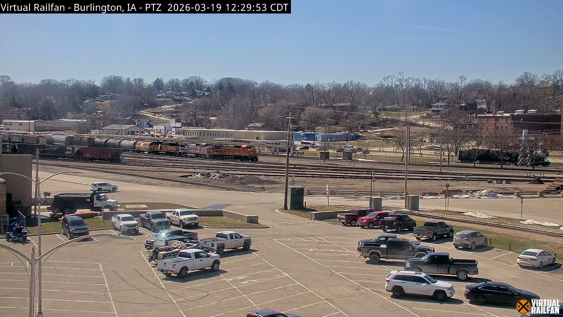 Burlington City & Mississippi River& BNSF Railway Burlington Station Live Cam - Burlington, Des Moines, Iowa, USA