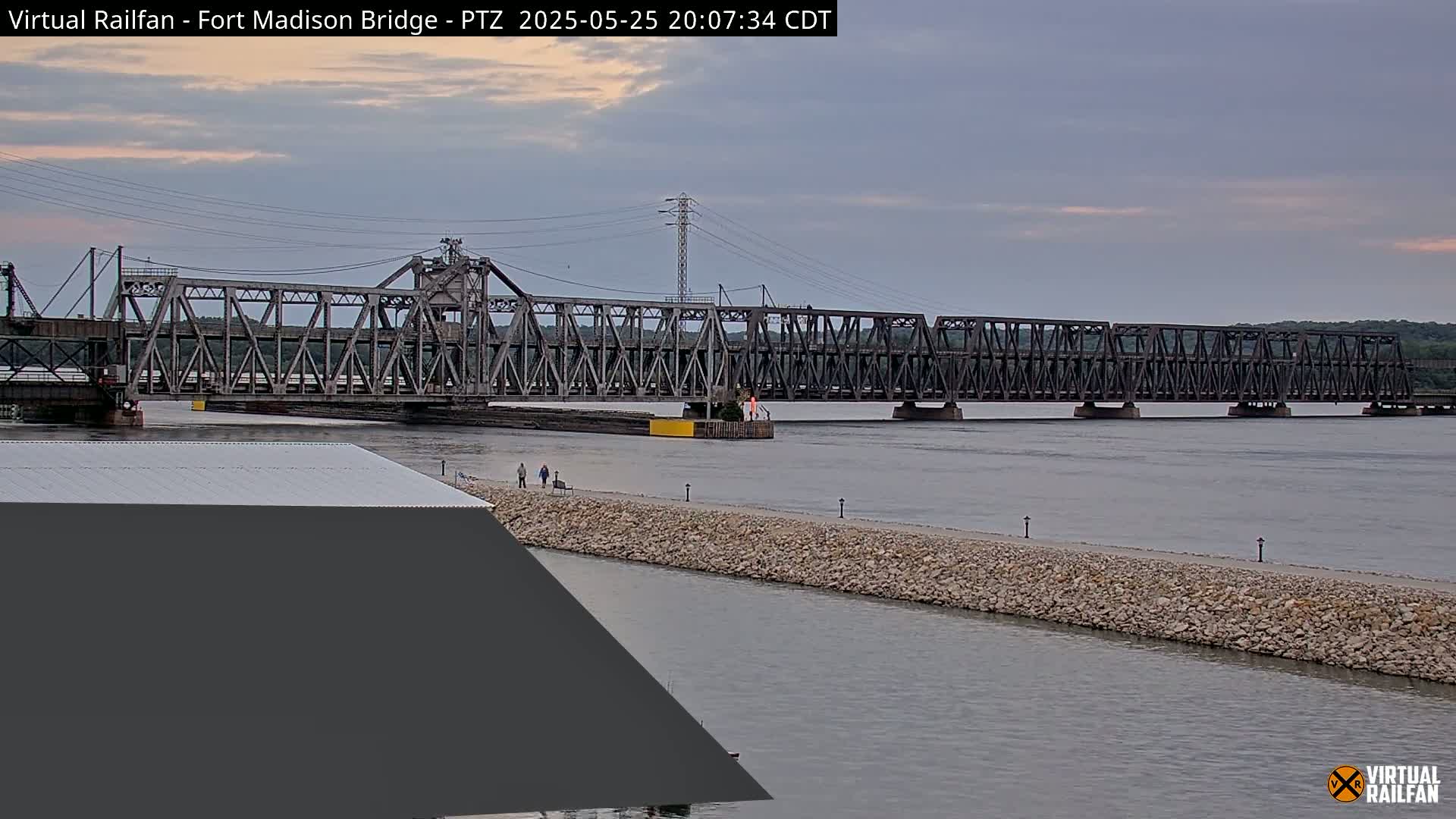 Fort Madison Bridge & Mississippi River & Fort Madison Train Amtrak Station Live Cam - Fort Madison, Lee, Iowa, USA