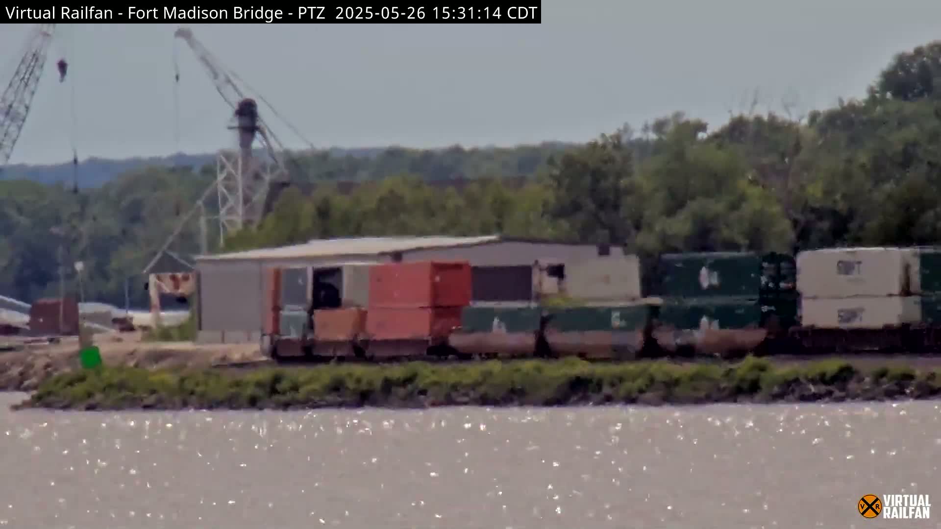 Fort Madison Bridge & Mississippi River & Fort Madison Train Amtrak Station Live Cam - Fort Madison, Lee, Iowa, USA