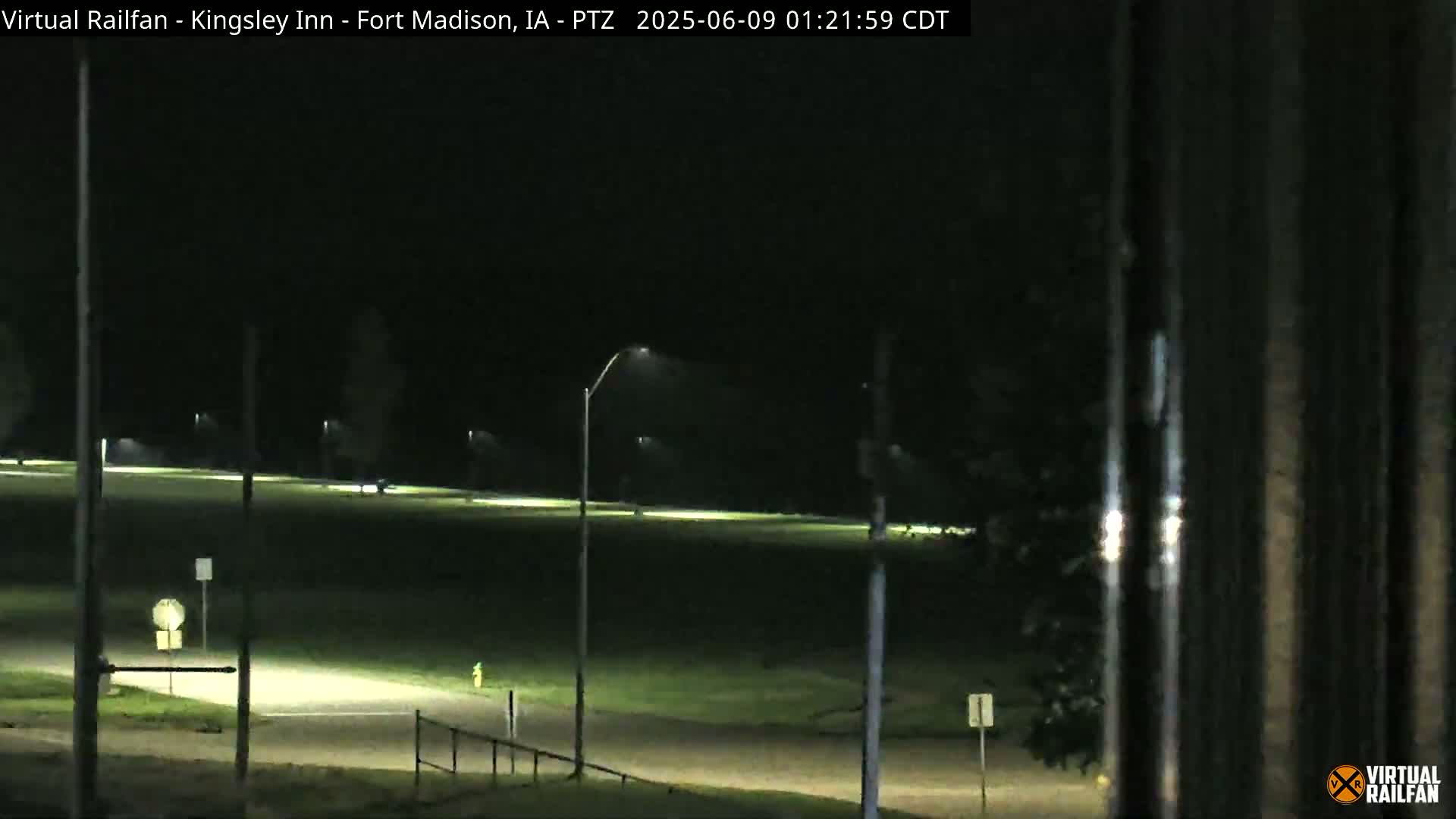 Fort Madison Bridge & Mississippi River & Fort Madison Train Amtrak Station Live Cam - Fort Madison, Lee, Iowa, USA