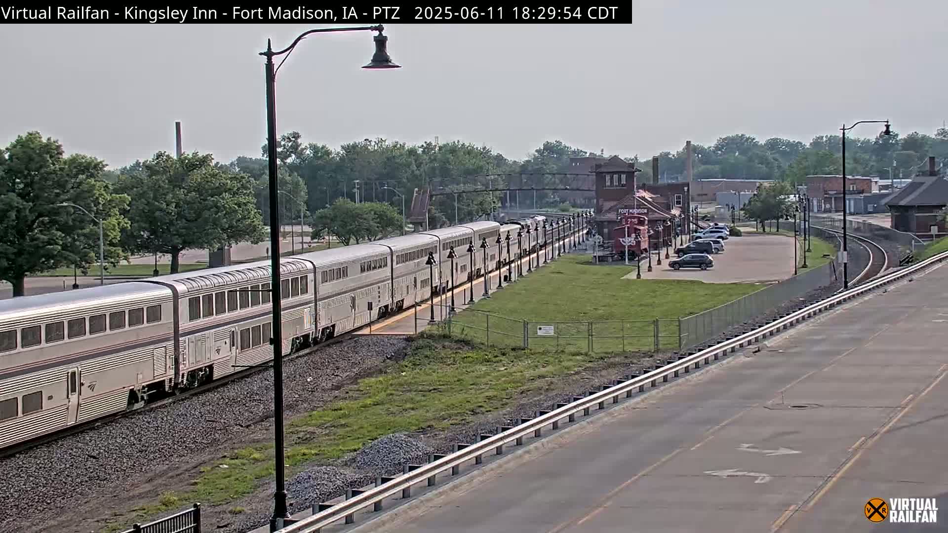Fort Madison Bridge & Mississippi River & Fort Madison Train Amtrak Station Live Cam - Fort Madison, Lee, Iowa, USA