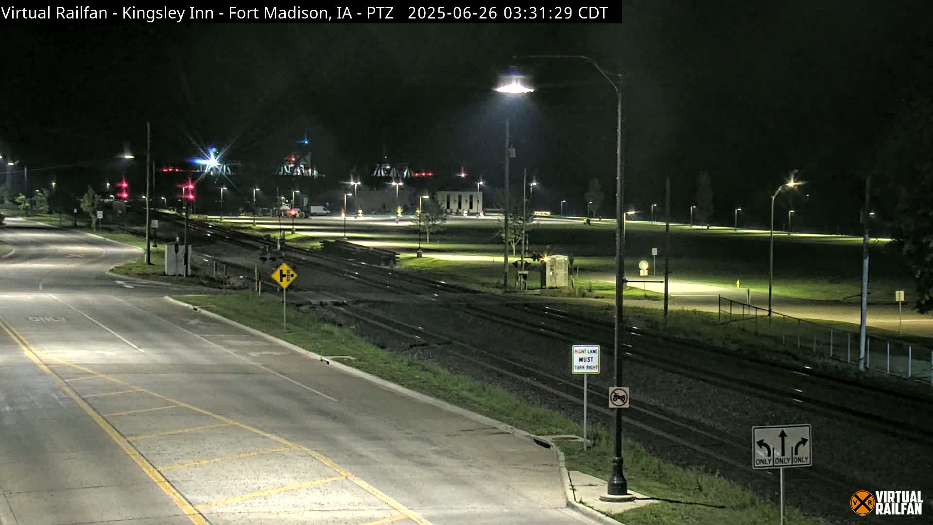 Fort Madison Bridge & Mississippi River & Fort Madison Train Amtrak Station Live Cam - Fort Madison, Lee, Iowa, USA