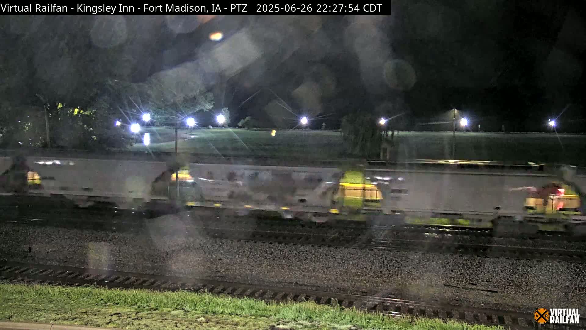 Fort Madison Bridge & Mississippi River & Fort Madison Train Amtrak Station Live Cam - Fort Madison, Lee, Iowa, USA