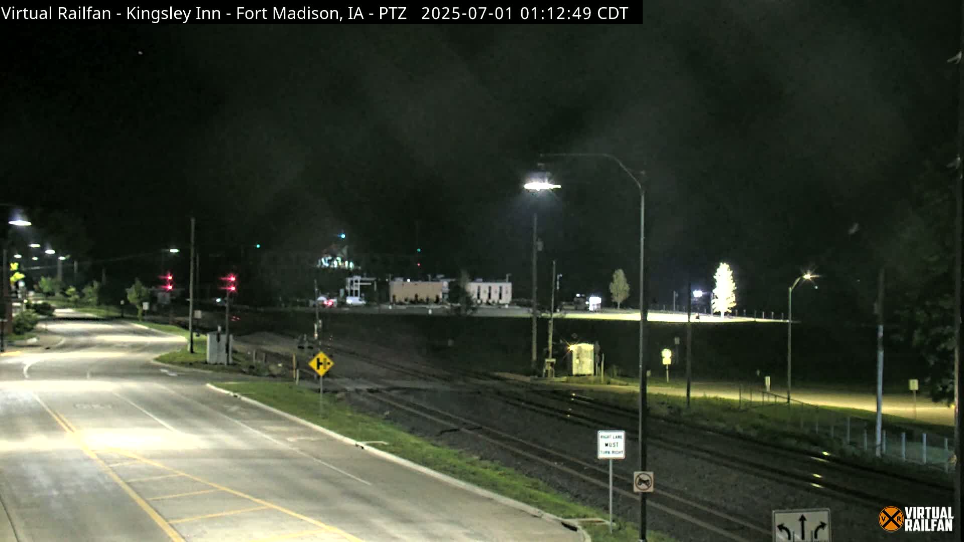 Fort Madison Bridge & Mississippi River & Fort Madison Train Amtrak Station Live Cam - Fort Madison, Lee, Iowa, USA