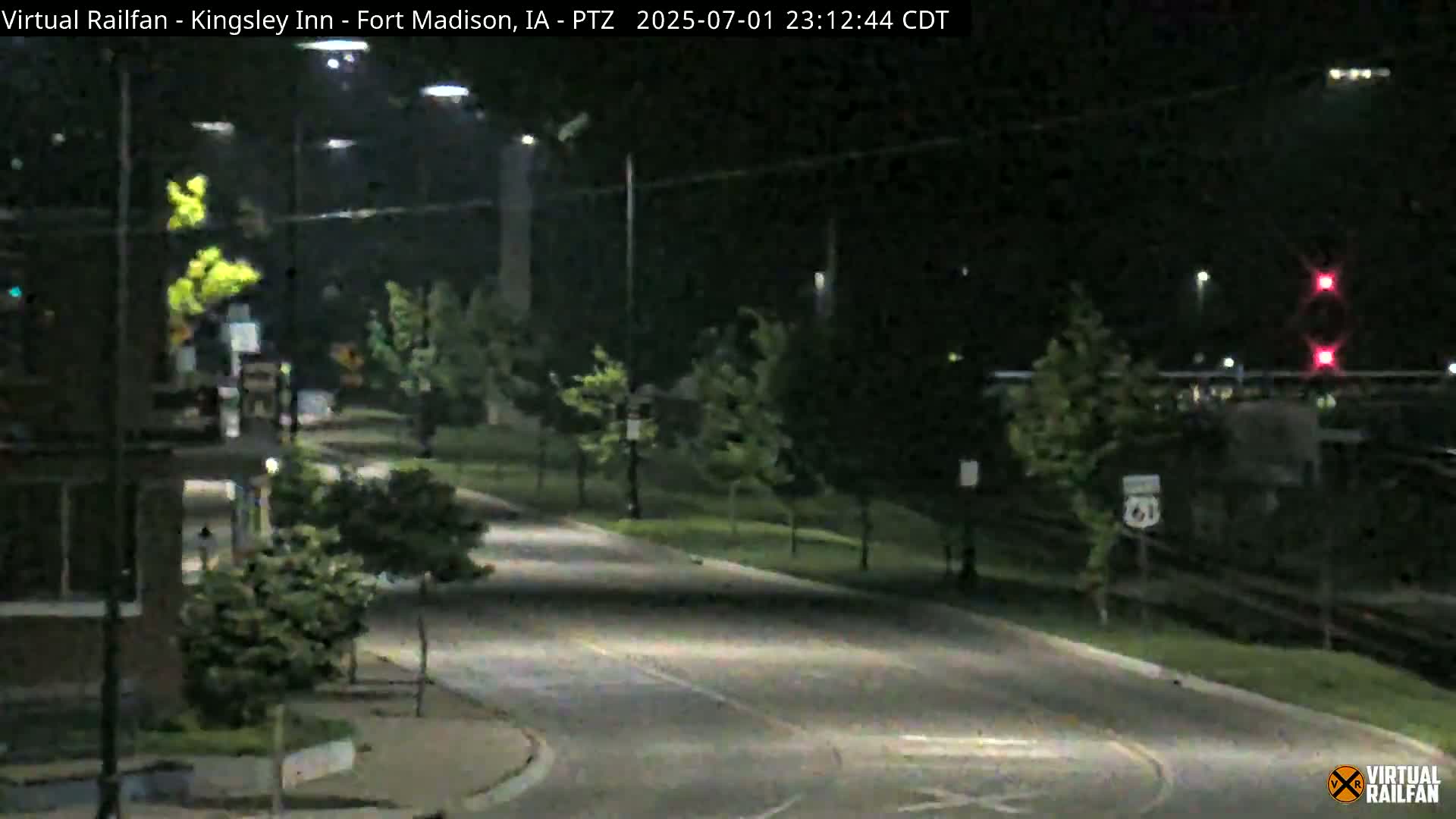 Fort Madison Bridge & Mississippi River & Fort Madison Train Amtrak Station Live Cam - Fort Madison, Lee, Iowa, USA